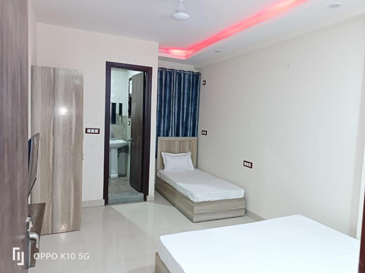 ניו דלהי Travel Inn At Delhi Airport מראה חיצוני תמונה